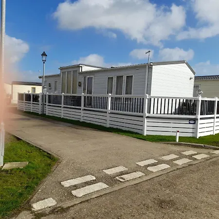 39 The Meadows New Beach Holiday Park Burmarsh Exterior photo