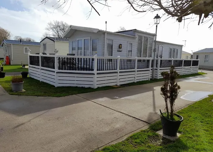 39 The Meadows New Beach Holiday Park