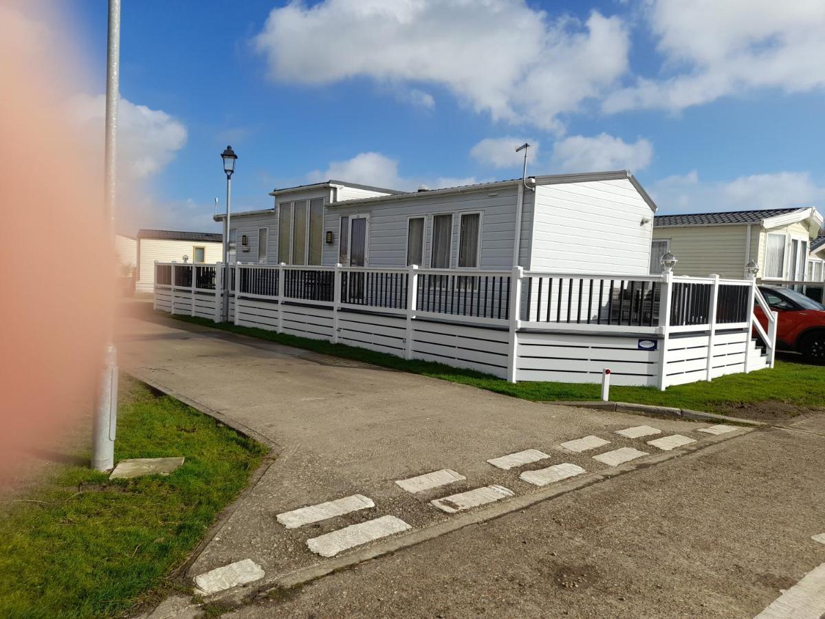 39 The Meadows New Holiday home Burmarsh